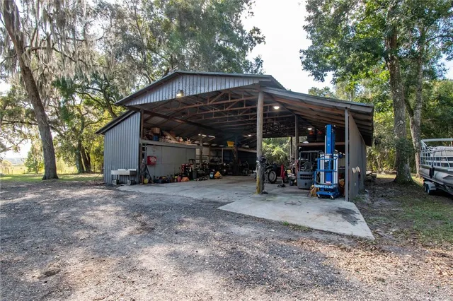 $1,300,000 | 15615 Northeast 21st Avenue Road, Citra, FL 32113