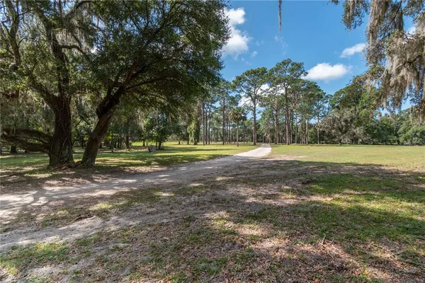 $1,300,000 | 15615 Northeast 21st Avenue Road, Citra, FL 32113