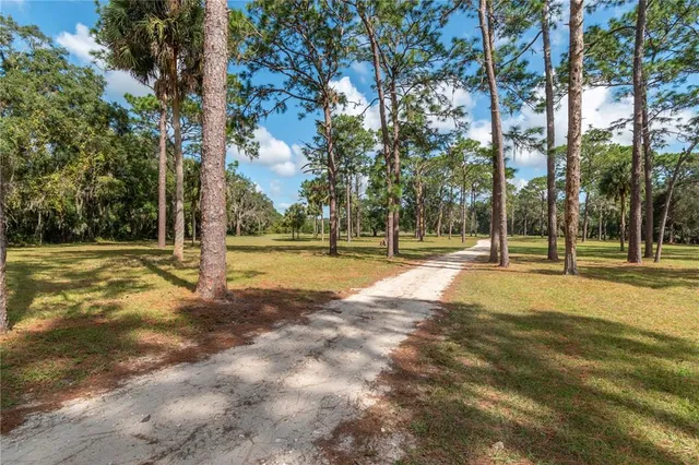 $1,300,000 | 15615 Northeast 21st Avenue Road, Citra, FL 32113
