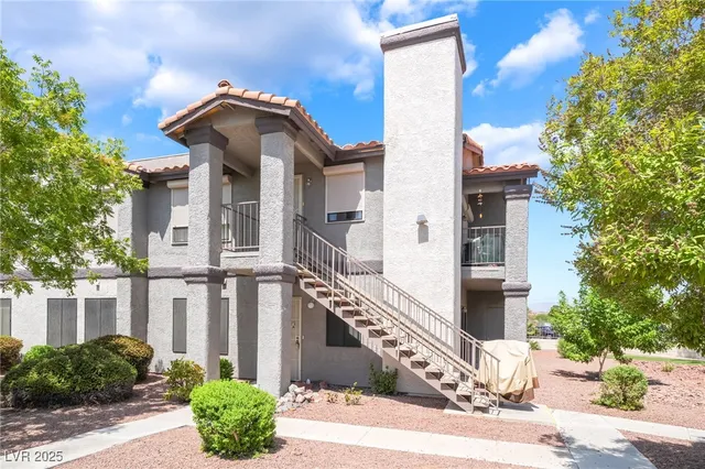 $225,000 | 1575 West Warm Springs Road, Unit 121, Henderson, NV 89014