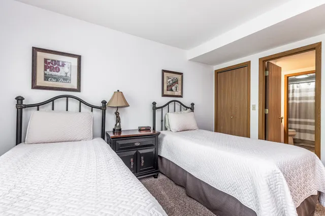 $219,900 | 23 Oak Glen Drive, Galena, IL 61036