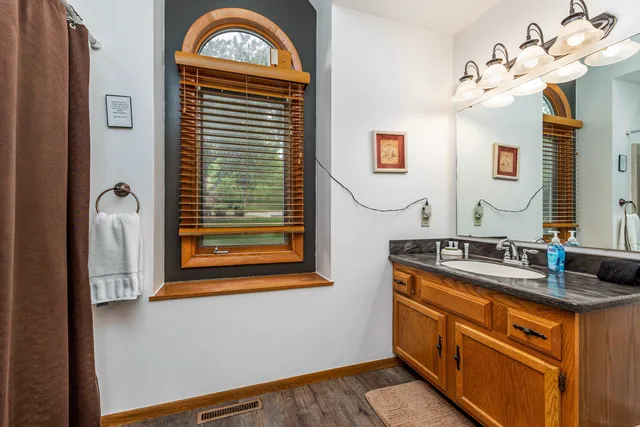 $219,900 | 23 Oak Glen Drive, Galena, IL 61036