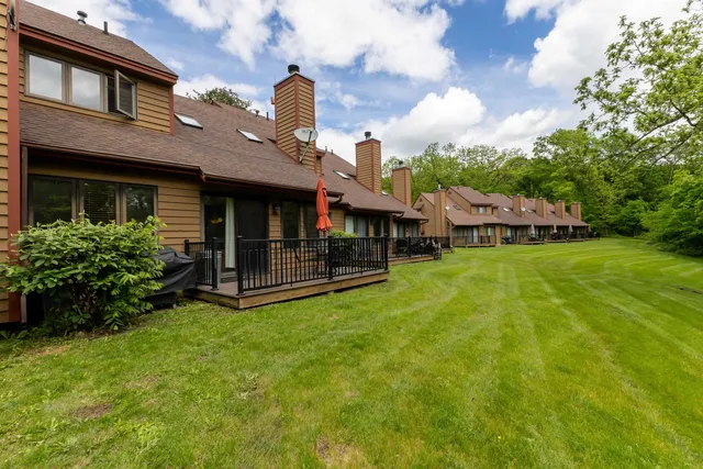 $219,900 | 23 Oak Glen Drive, Galena, IL 61036