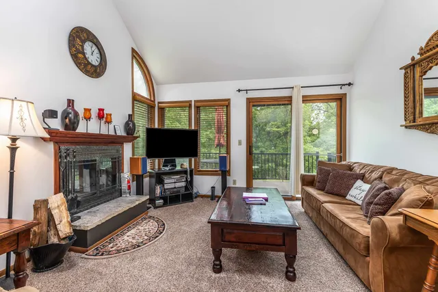 $219,900 | 23 Oak Glen Drive, Galena, IL 61036