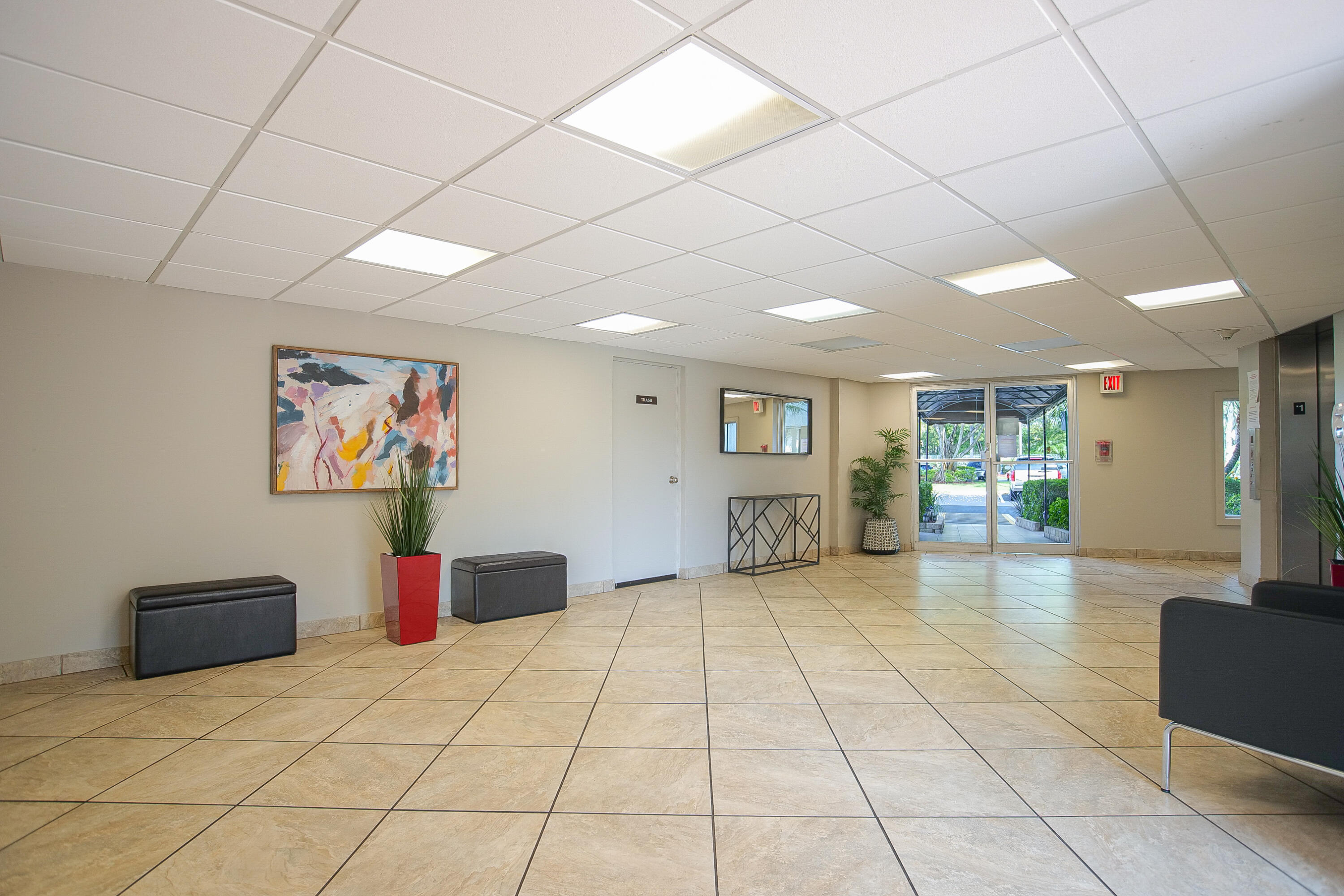 3930 Inverrary Boulevard, Unit 304D Lauderhill, FL 33319 - Photo 22 of 45 P1000933