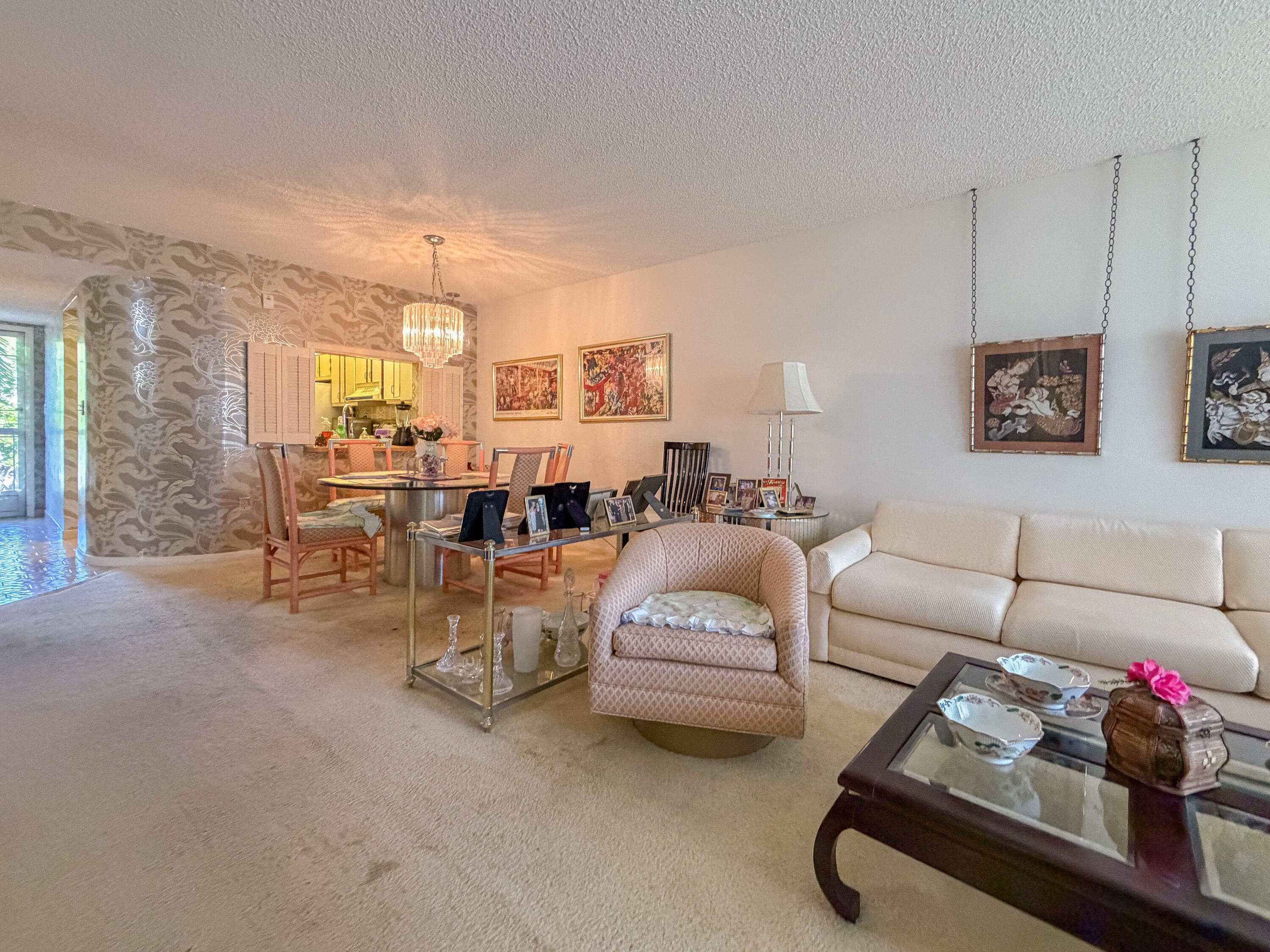 3930 Inverrary Boulevard, Unit 304D Lauderhill, FL 33319 - Photo 4 of 45 IMG_3402a