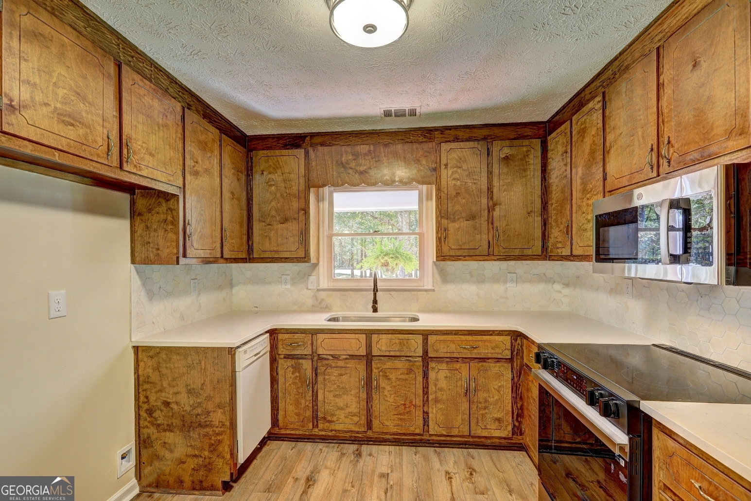 586 Higgins Road Jackson, GA 30233 - Photo 16 of 46