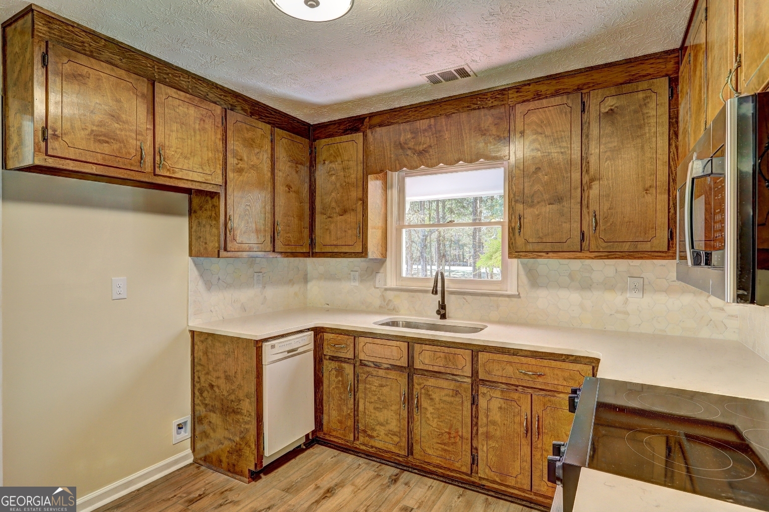 586 Higgins Road Jackson, GA 30233 - Photo 17 of 46