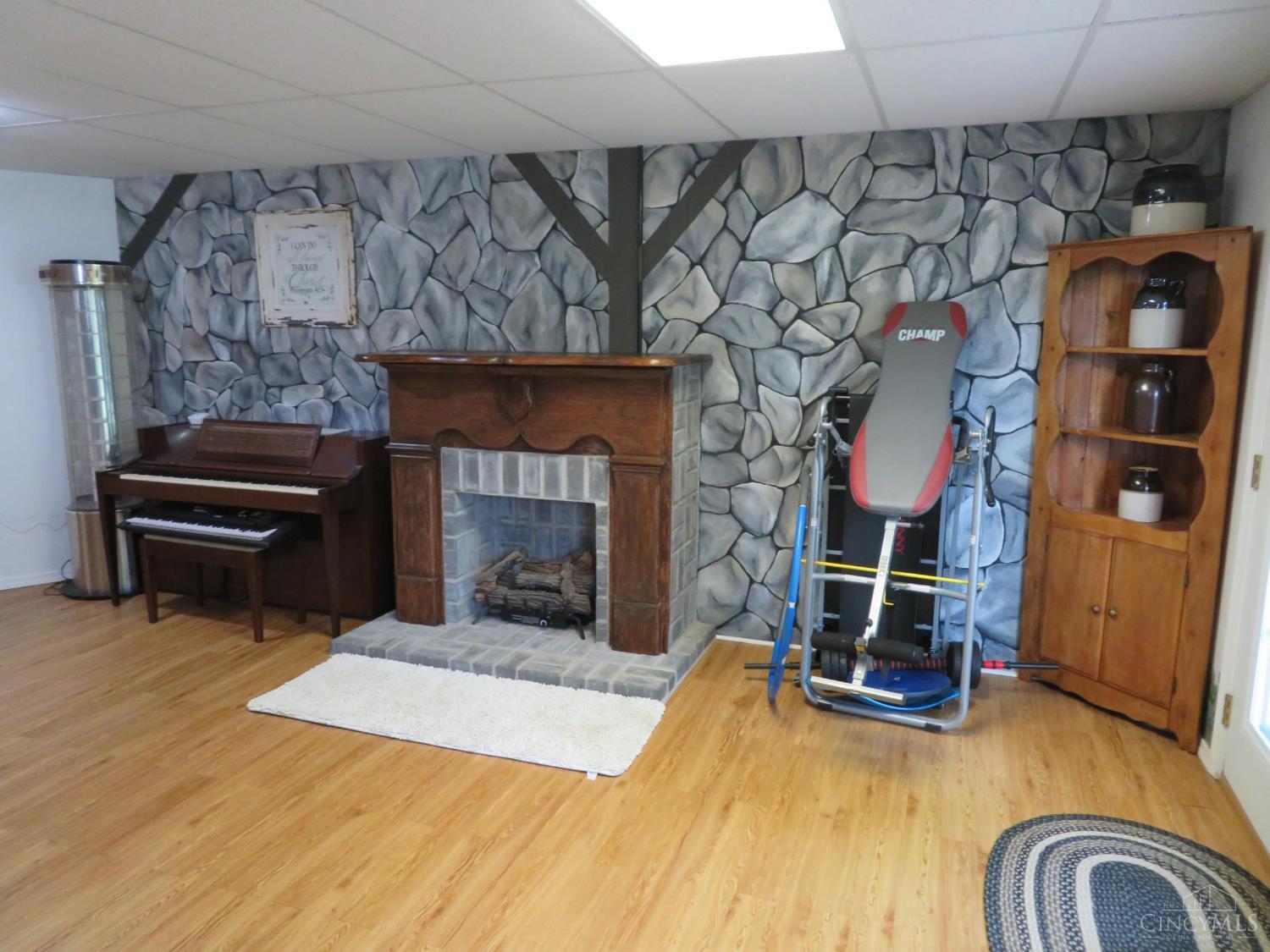 8024 Hightop Road Hillsboro, OH 45133 - Photo 41 of 97