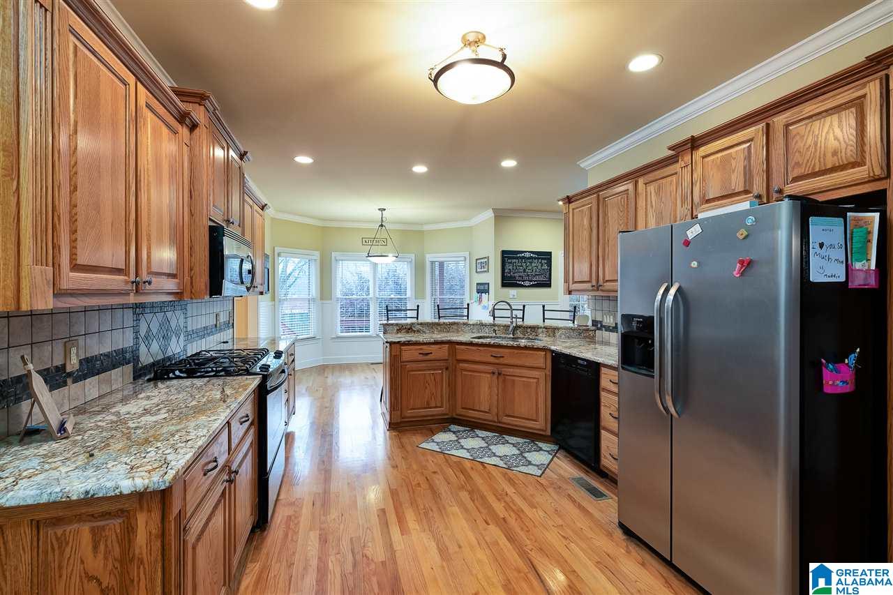 402 Fieldcrest Street Hartselle, AL 35640 - Photo 27 of 44