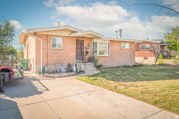 $389,000 | 417 Marilyn Drive, Clearfield, UT 84015