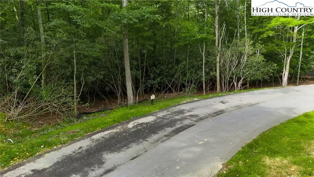 a view of a street sign of a park