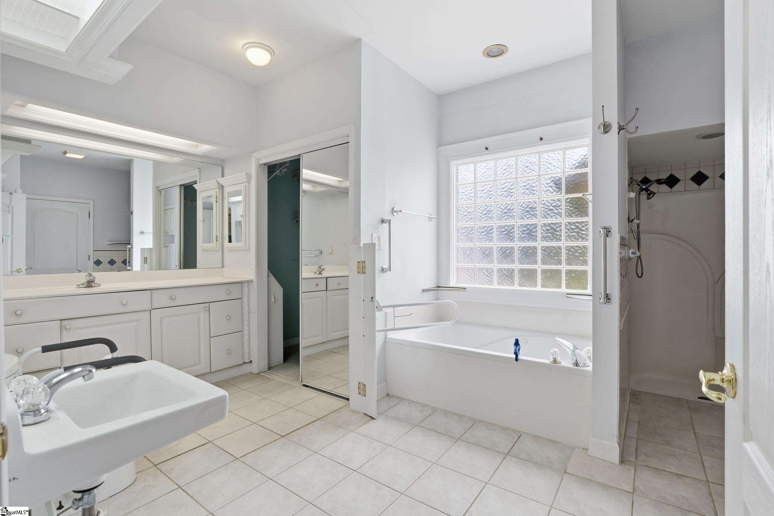 950 Spring Valley Road Inman, SC 29349 - Photo 24 of 37