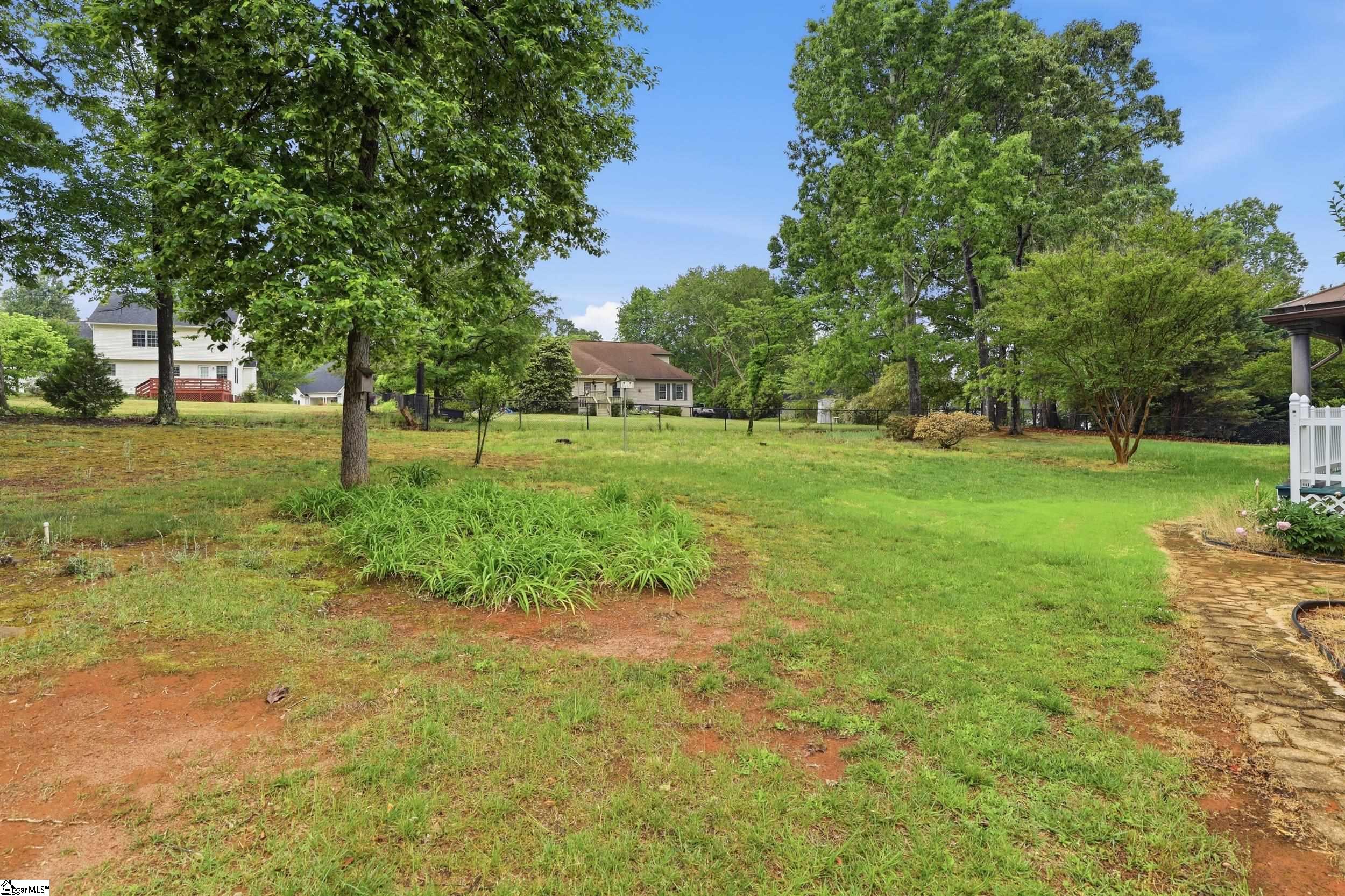 950 Spring Valley Road Inman, SC 29349 - Photo 31 of 37