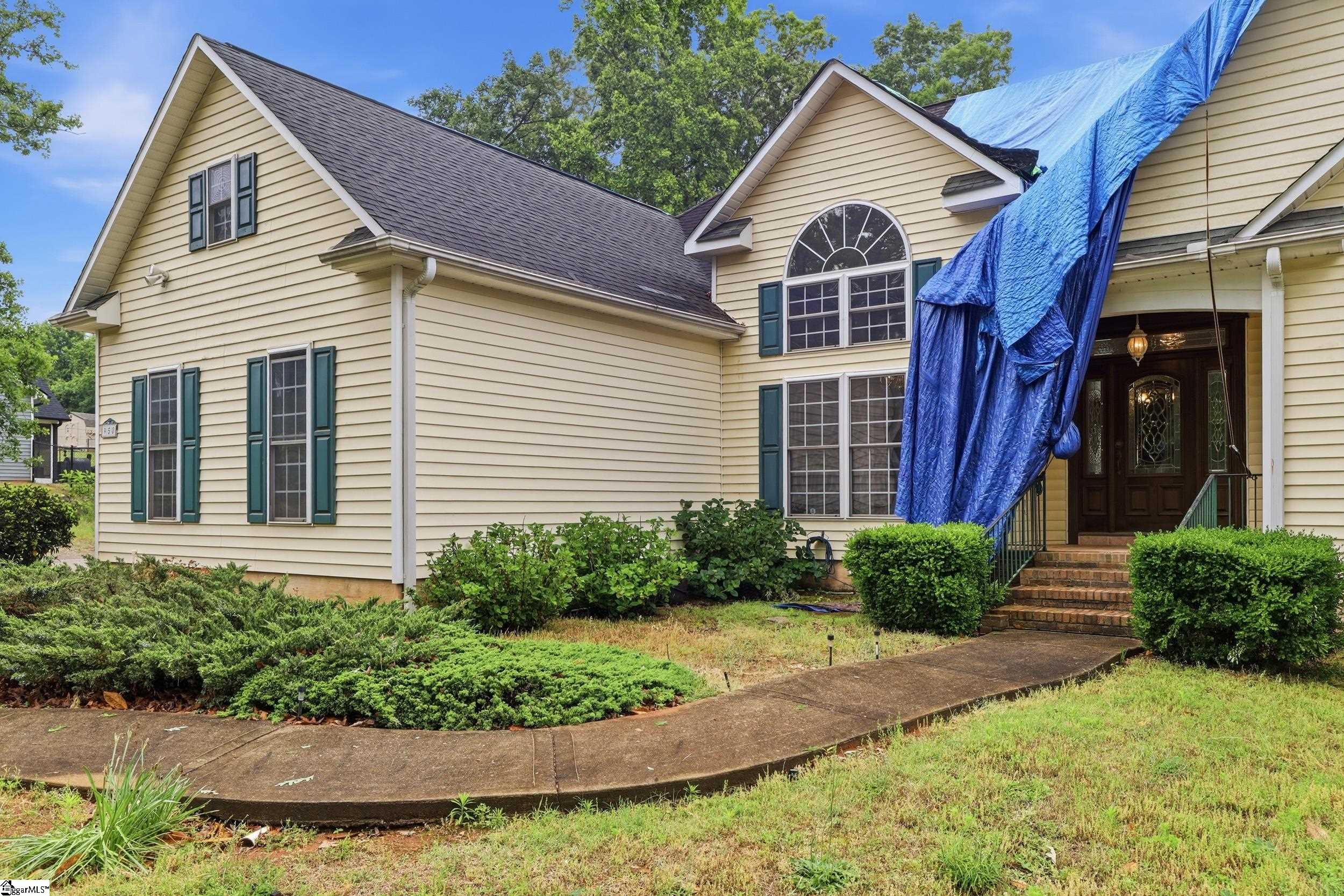 950 Spring Valley Road Inman, SC 29349 - Photo 4 of 37