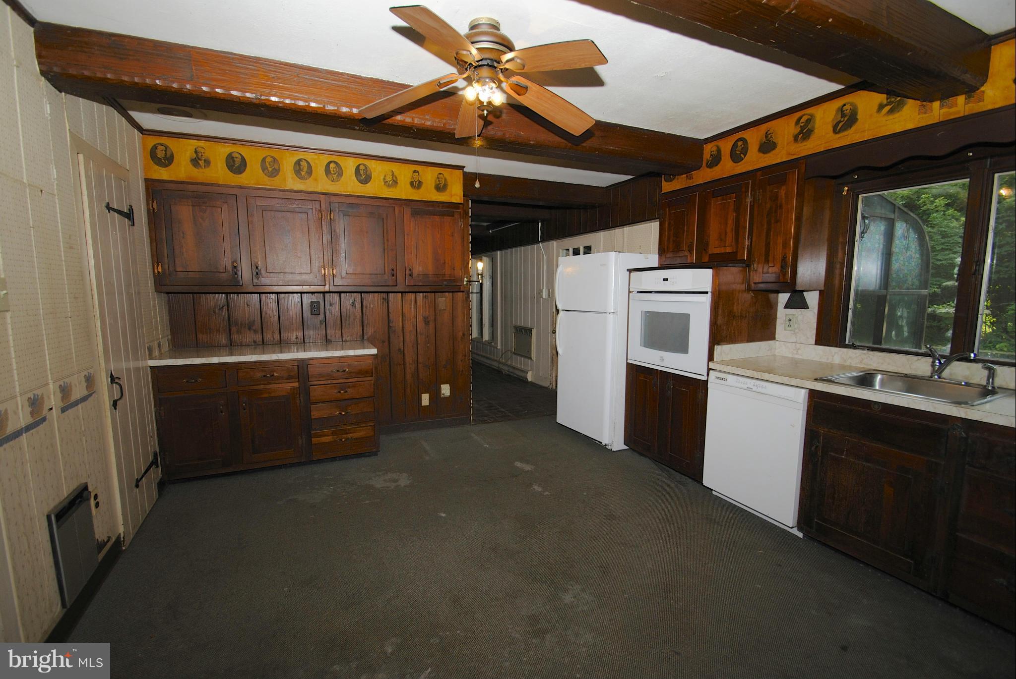 3802 Perry Hall Road Perry Hall, MD 21128 - Photo 8 of 28 Kitchen