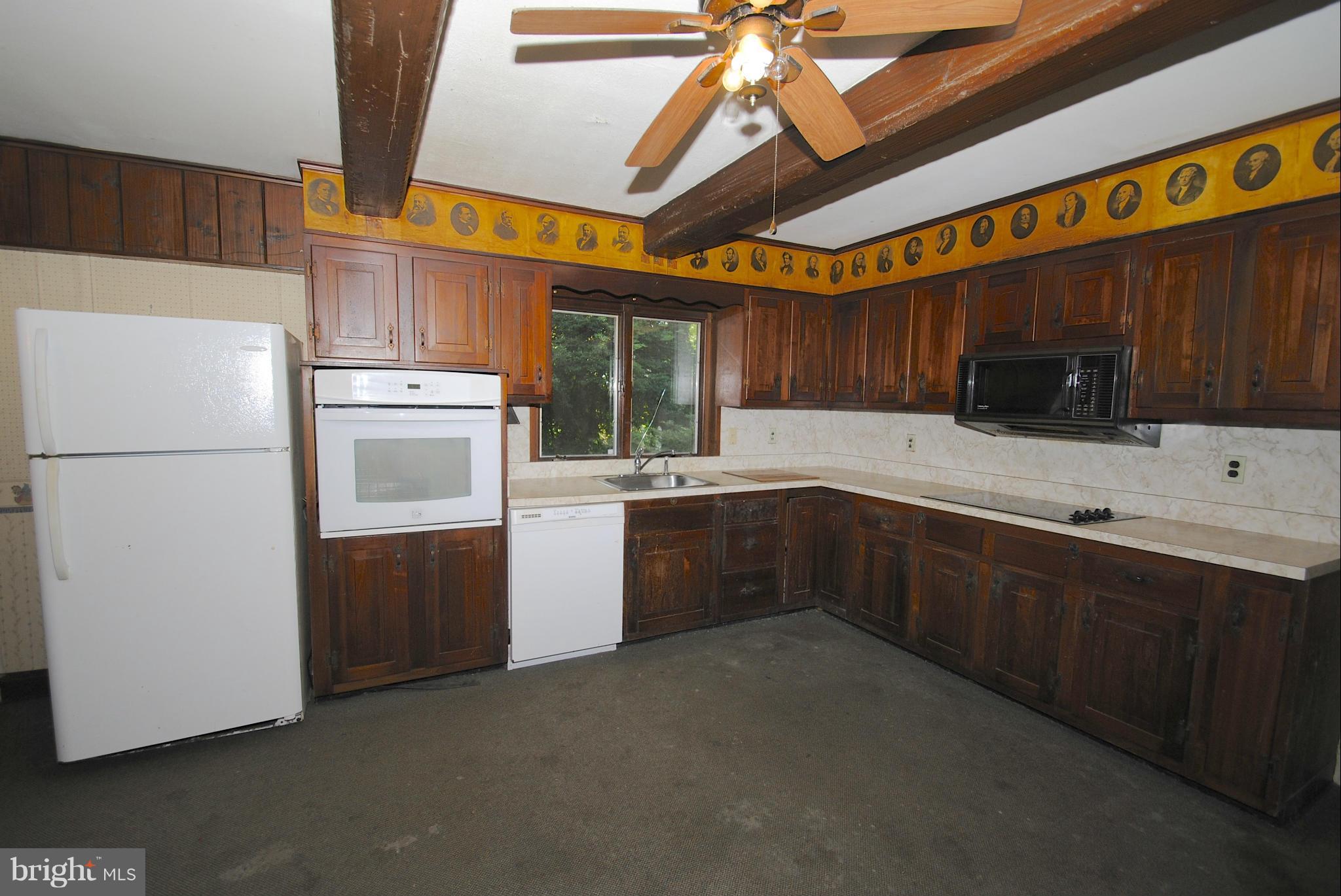 3802 Perry Hall Road Perry Hall, MD 21128 - Photo 10 of 28 Kitchen