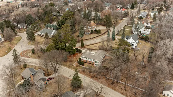 $1,425,000 | 900 12th Avenue Southwest, Rochester, MN 55902