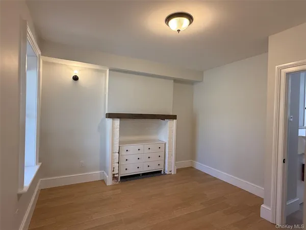 $1,850 | 194 Lander Street, Unit 1, Newburgh, NY 12550