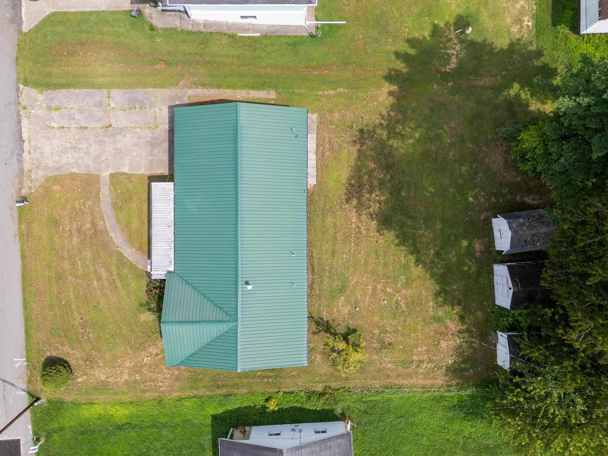 6021 Miller Road Huntington, WV 25702 - Photo 28 of 31 Gallery Image 28
