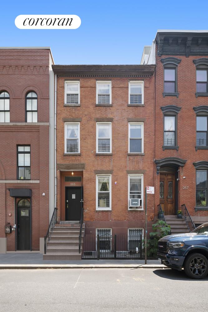 265 Berry Street Brooklyn, NY 11249 - Photo 4 of 10