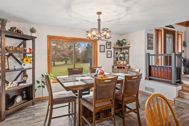 $524,000 | N5664 Sondalle Lane, Princeton, WI 54968