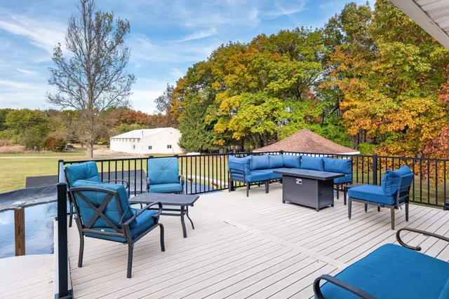 $524,000 | N5664 Sondalle Lane, Princeton, WI 54968