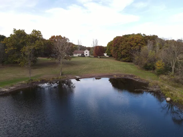 $524,000 | N5664 Sondalle Lane, Princeton, WI 54968