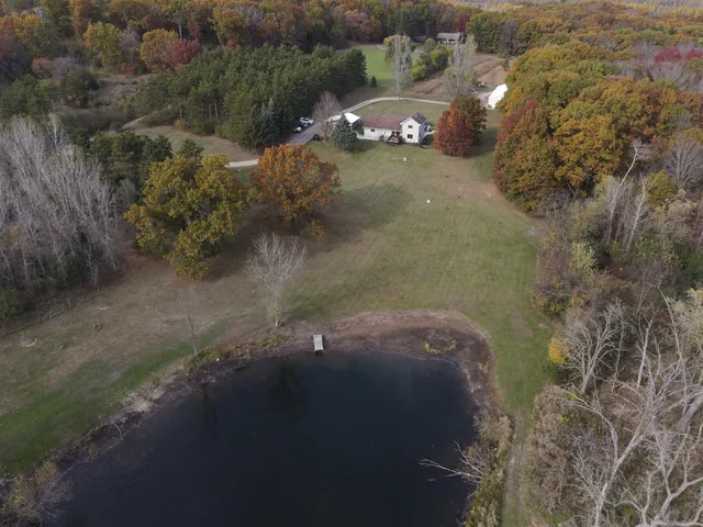 $524,000 | N5664 Sondalle Lane, Princeton, WI 54968