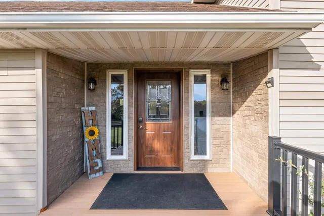 $524,000 | N5664 Sondalle Lane, Princeton, WI 54968