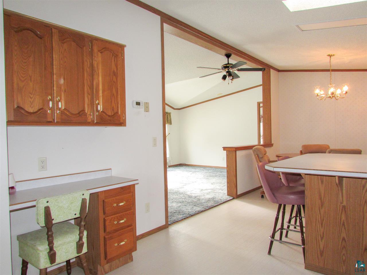 7561 Industrial Road Saginaw, MN 55779 - Photo 9 of 24 Desk area