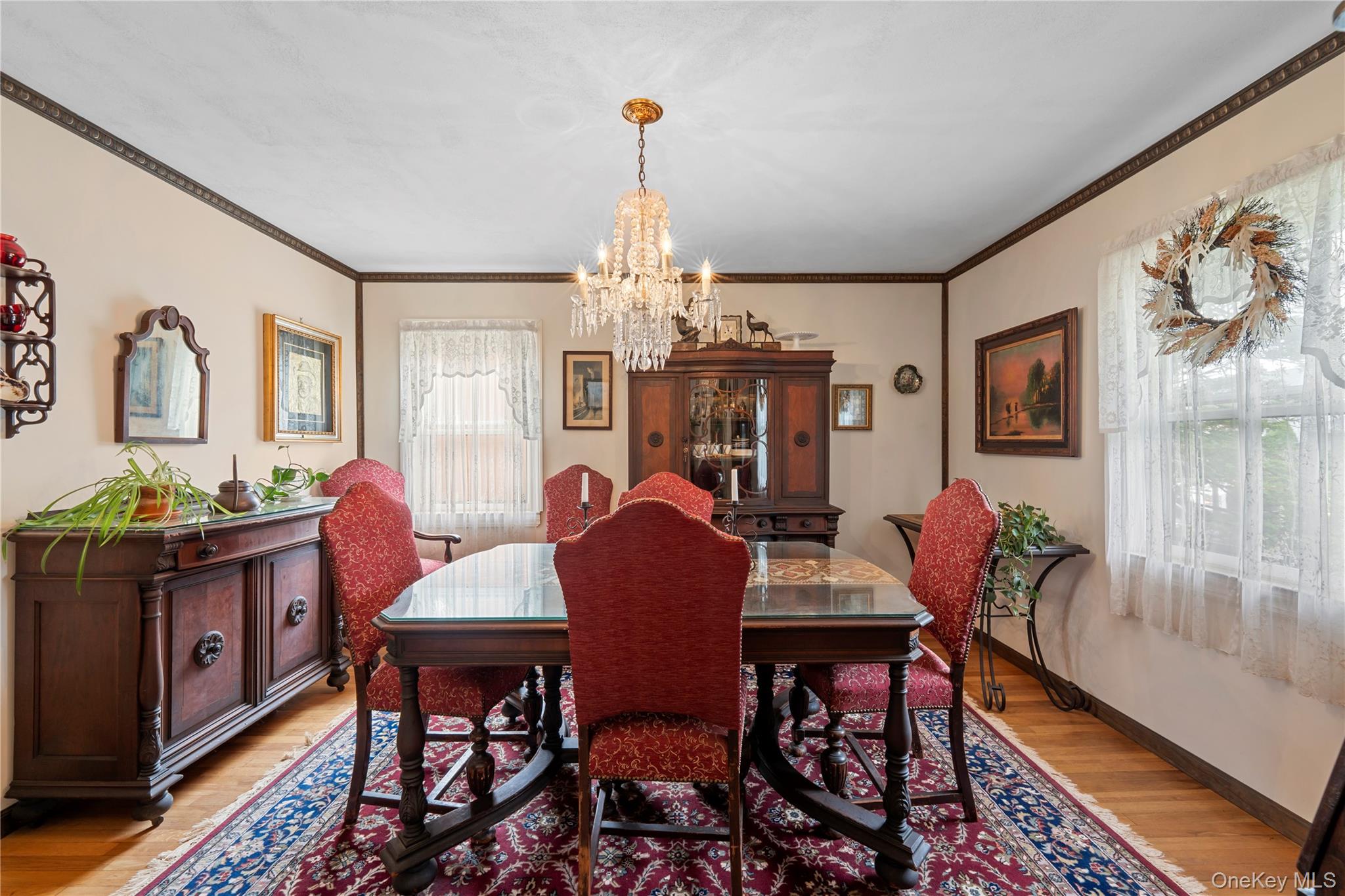38 Hillvale Road Albertson, NY 11507 - Photo 10 of 30