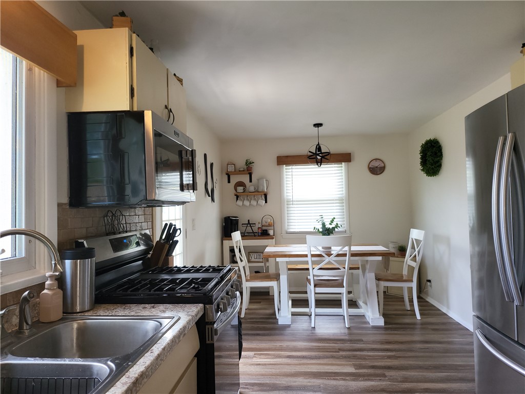 34 Gladmar Drive Irondequoit, NY 14622 - Photo 11 of 43