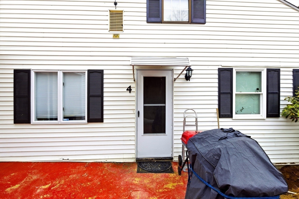 363 Eliot Street Ashland, MA 01721 - Photo 13 of 42