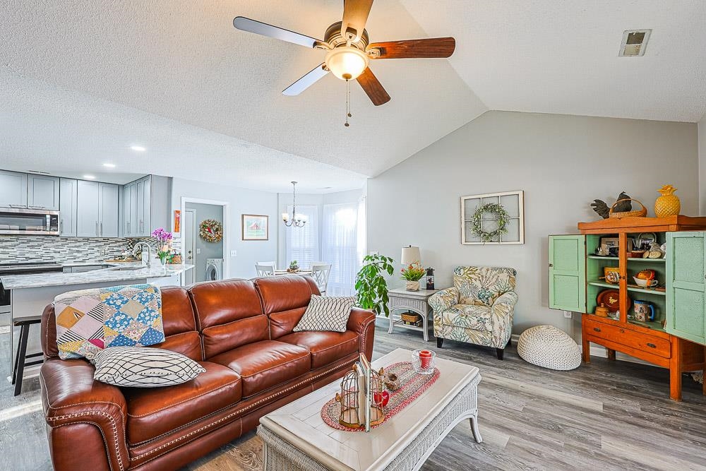 1088 Vestry Drive Murrells Inlet, SC 29576 - Photo 18 of 40