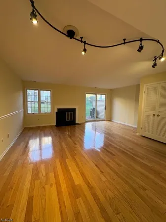 $3,100 | 26 Cambridge Road, Bedminster, NJ 07921