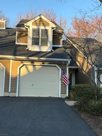 $3,100 | 26 Cambridge Road, Bedminster, NJ 07921