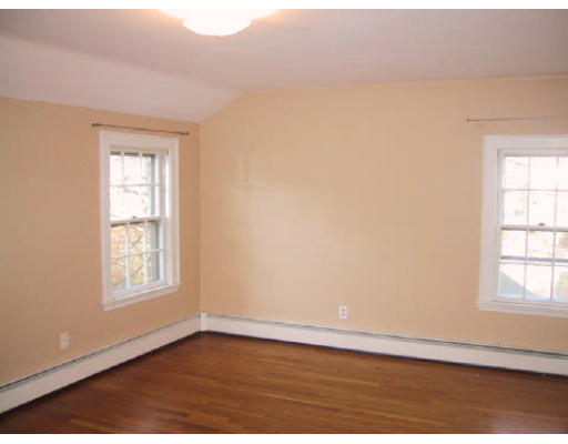 85 Marlborough Road Waltham, MA 02452 - Photo 9 of 12 Gallery Image 9