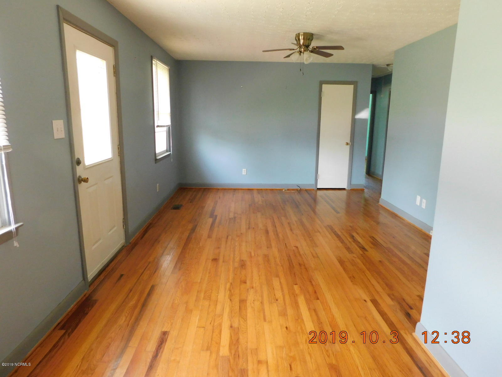 216 Sunset Road Jacksonville, NC 28546 - Photo 4 of 21 DSCN0695