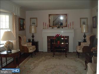 238 Springhouse Lane Media, PA 19063 - Photo 2 of 6 Living Room