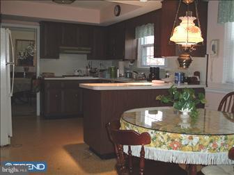 238 Springhouse Lane Media, PA 19063 - Photo 4 of 6 Kitchen