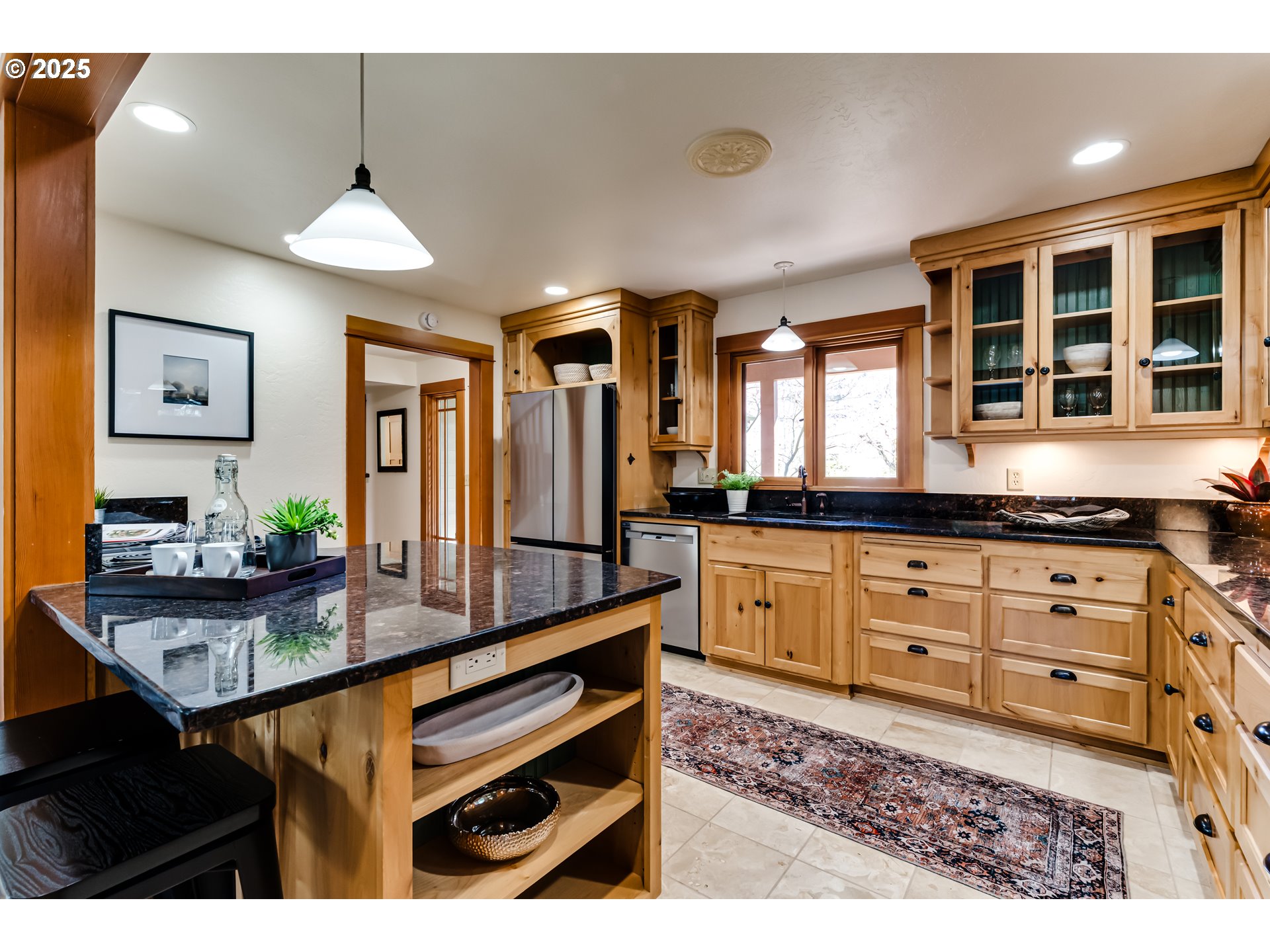 43081 Deerhorn Road Springfield, OR 97478 - Photo 17 of 45