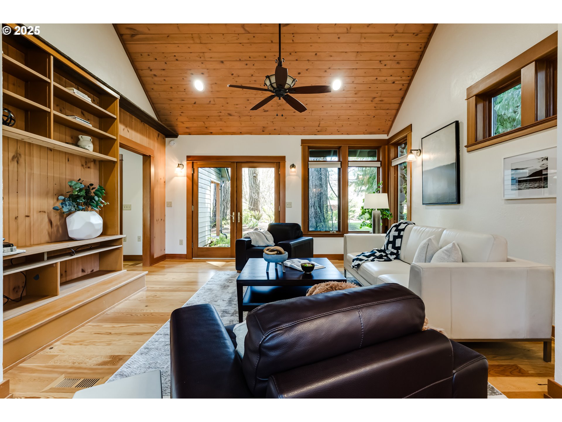 43081 Deerhorn Road Springfield, OR 97478 - Photo 24 of 45