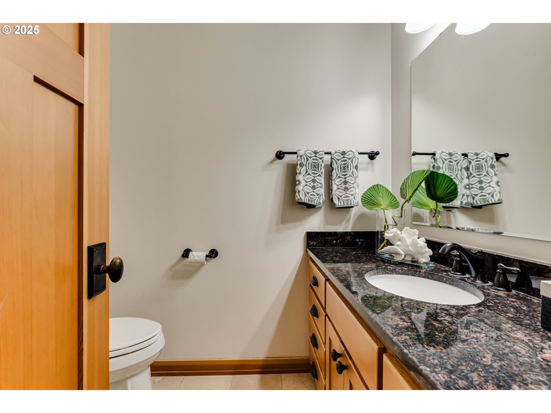 43081 Deerhorn Road Springfield, OR 97478 - Photo 26 of 45