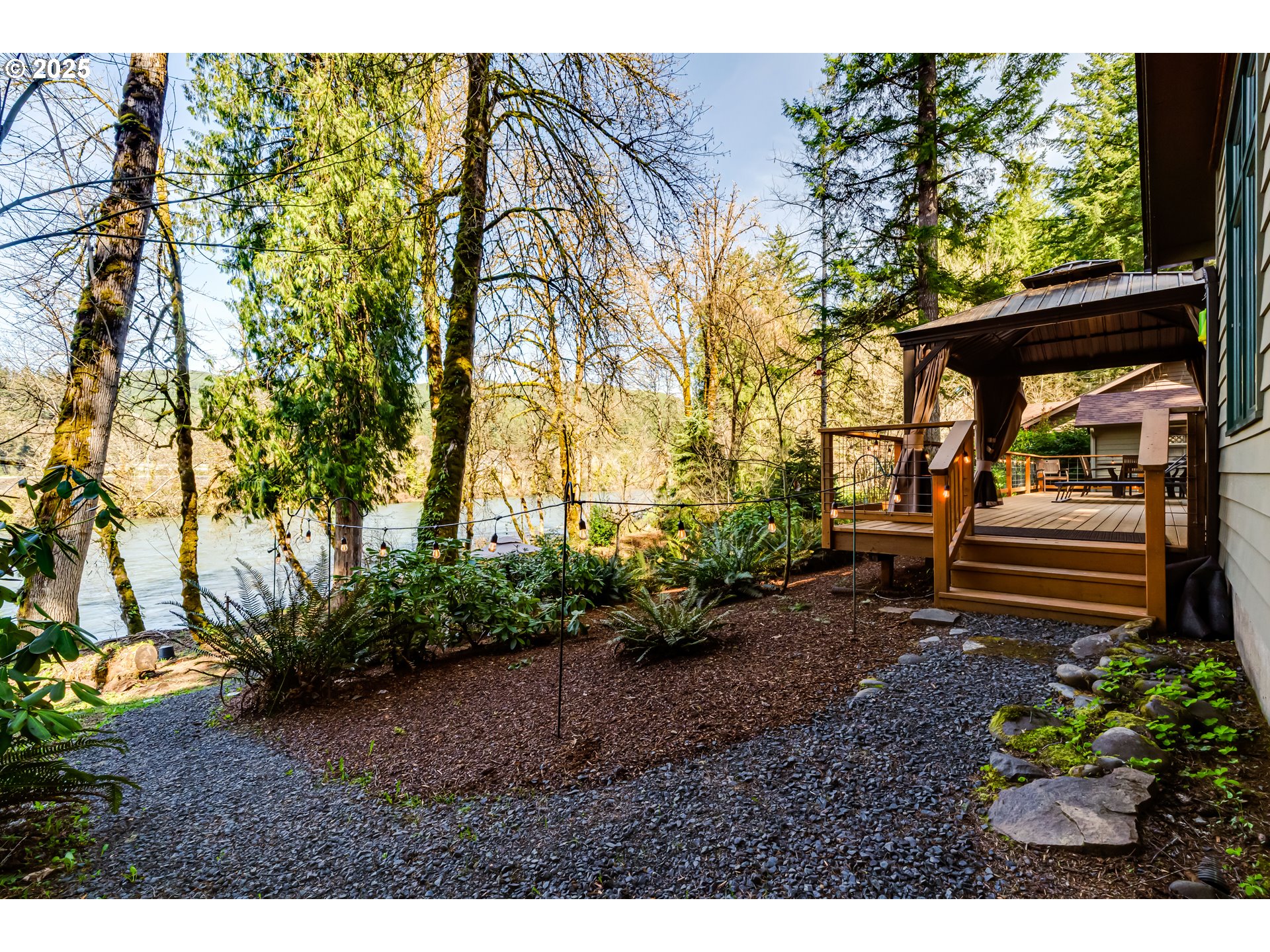 43081 Deerhorn Road Springfield, OR 97478 - Photo 38 of 45