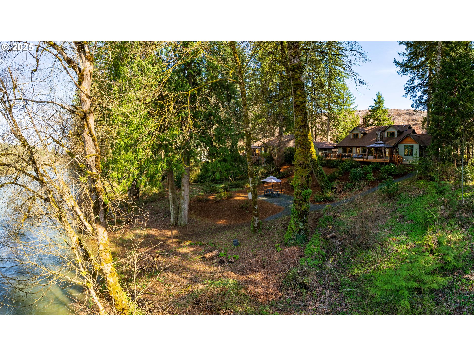 43081 Deerhorn Road Springfield, OR 97478 - Photo 42 of 45