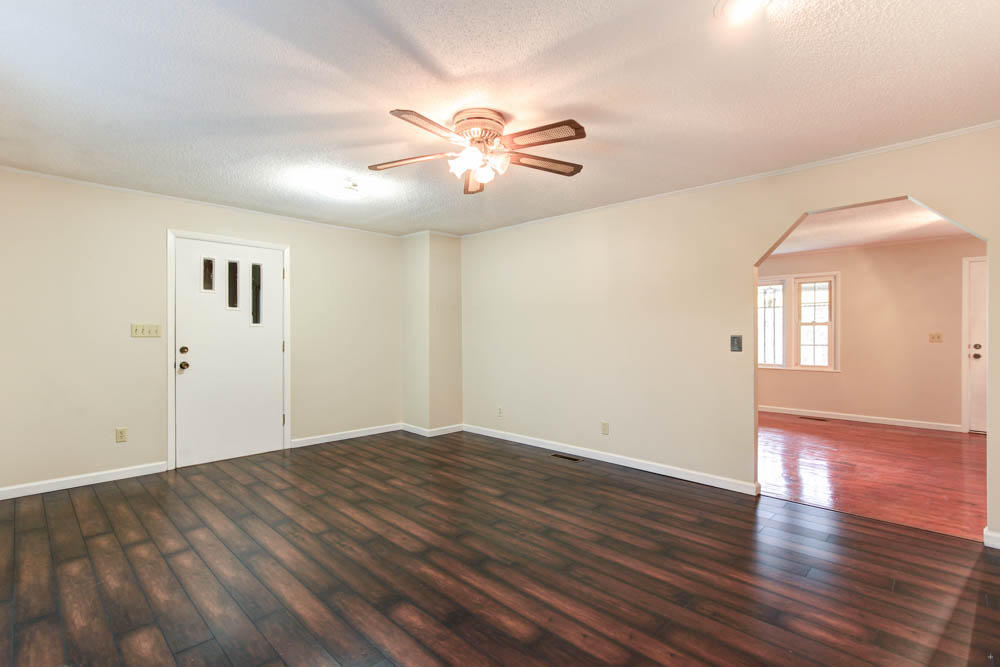 1427 Roberson Spring Road Loudon, TN 37774 - Photo 5 of 27 + Perceptions (22).jpg