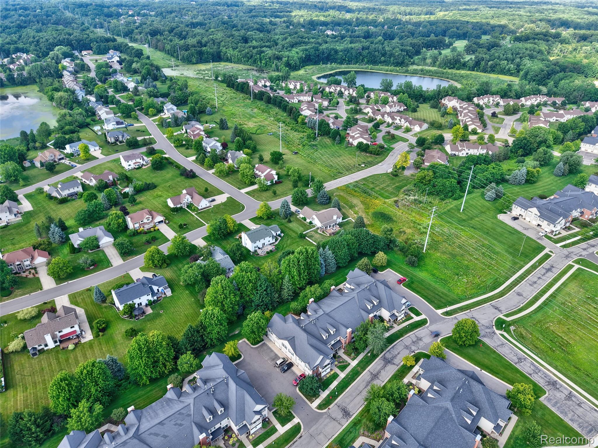 4163 Hampton Ridge Boulevard Howell, MI 48843 - Photo 23 of 23 4163 Hampton Ridge Blvd 11.jpg