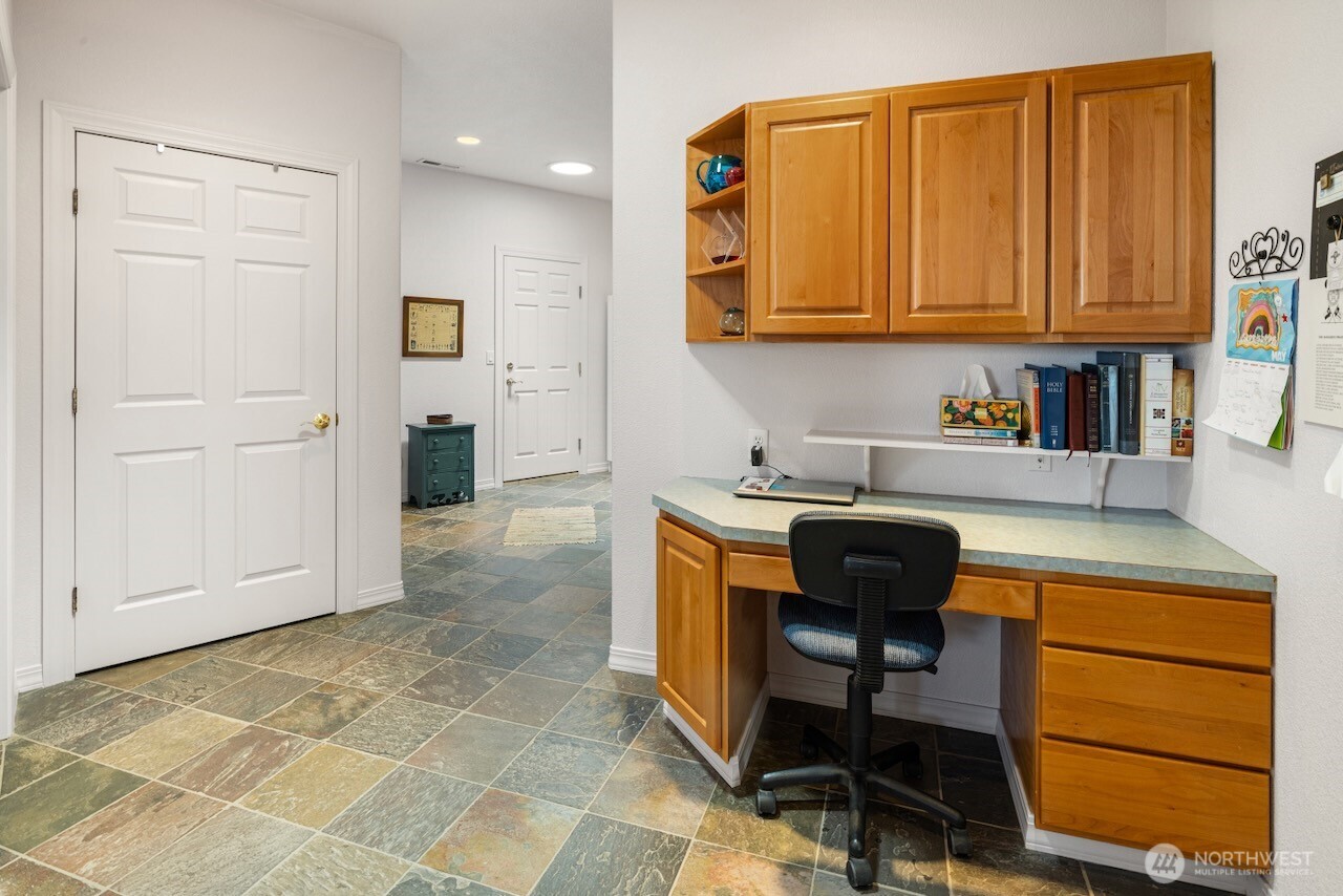 4221 Thrall Road Ellensburg, WA 98926 - Photo 13 of 40