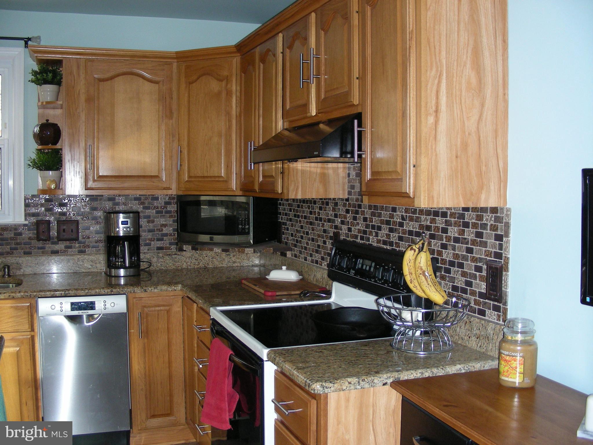 14620 Featherstone Road Woodbridge, VA 22191 - Photo 8 of 30 Sublime combination of beauty and function!
